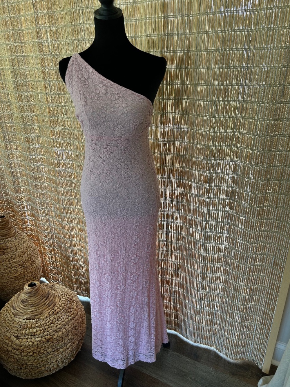 NWT Bardot ladies pink lace gown